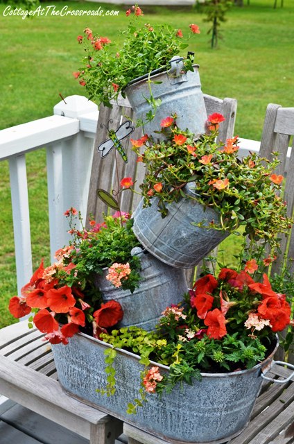 topsy planter